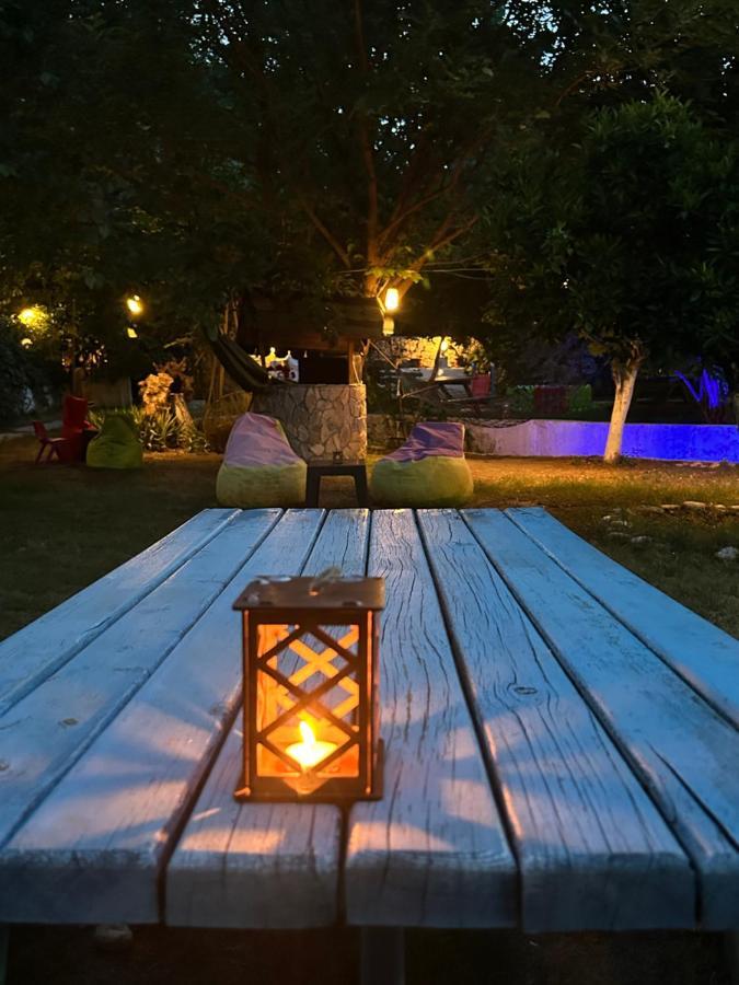Sakliderebutikotel Едремит Екстериор снимка