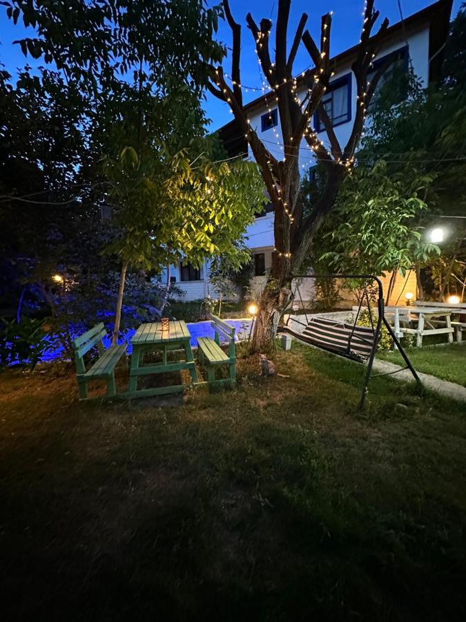Sakliderebutikotel Едремит Екстериор снимка